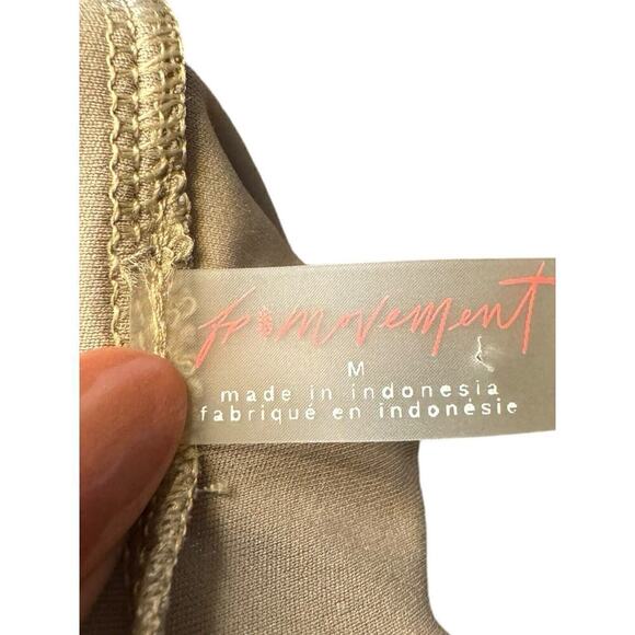 FREE PEOPLE Movement Mushroom With A Twist Workout Top Size Medium Shirt Brown - Picture 8 of 10